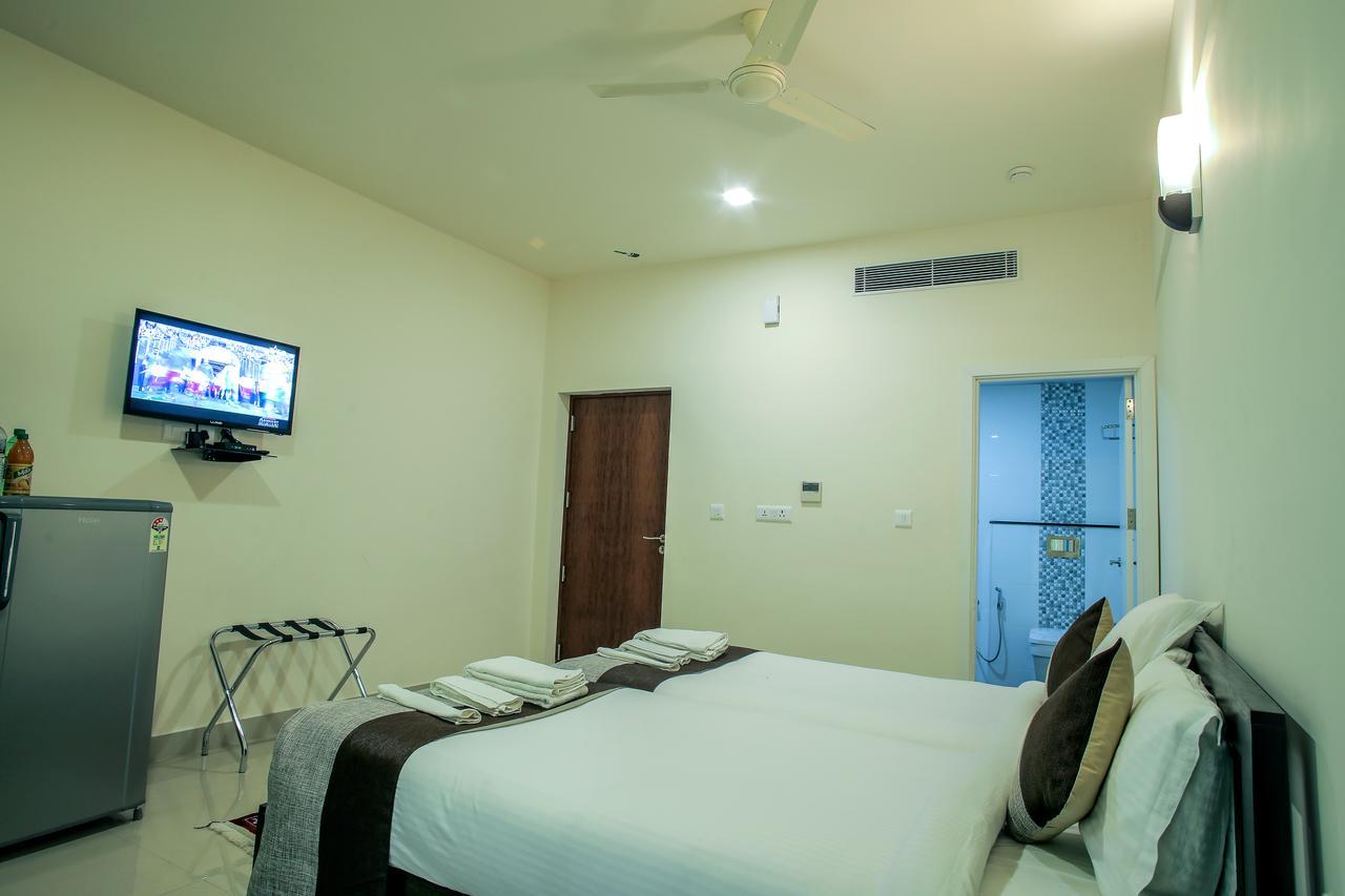 Hotel Le Noor Kochi Esterno foto